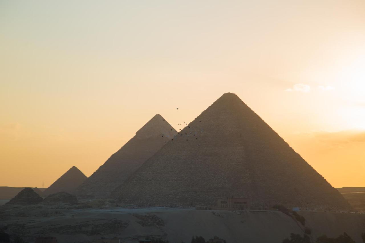 Heru Pyramids View Hotel Каир Экстерьер фото