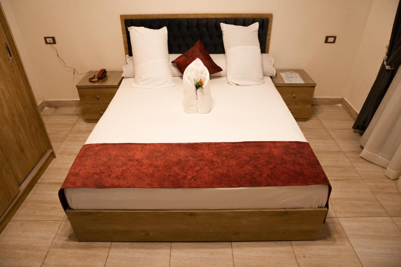 Heru Pyramids View Hotel Каир Экстерьер фото